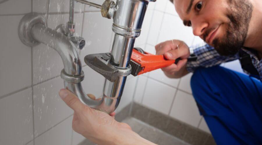 Professional emergency plumbing in Braddyville, IA